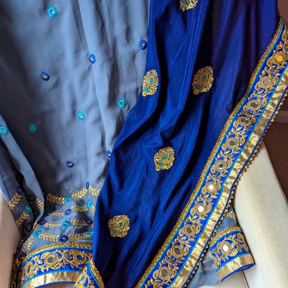 Blue and Gray georgette Saree - Picture 1 of 4